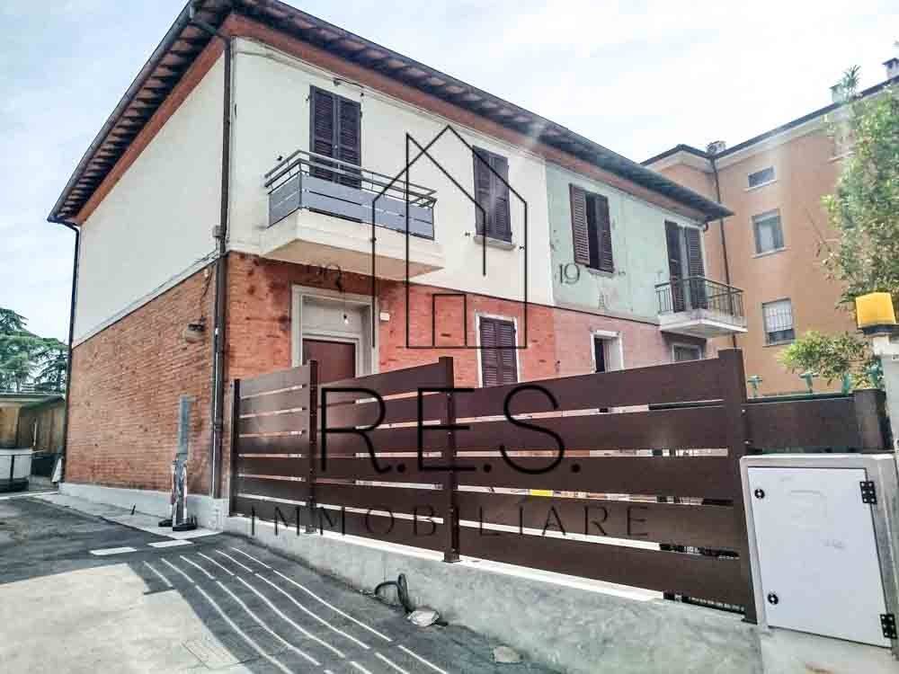 casa indipendente in vendita ad Imola