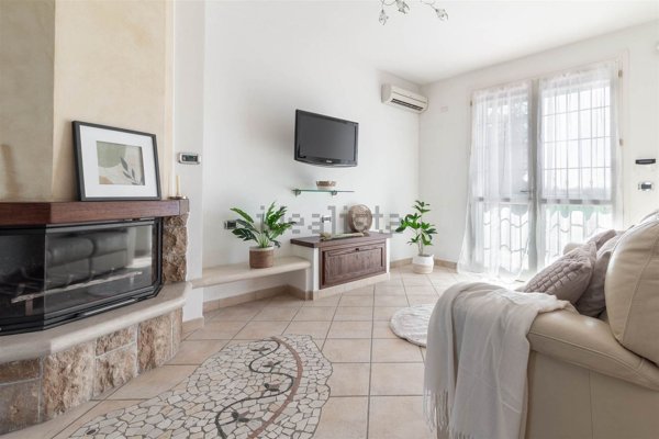 appartamento in vendita ad Imola in zona Càsola Canina