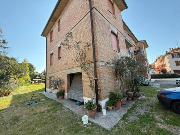 appartamento in vendita ad Imola in zona Sasso Morelli