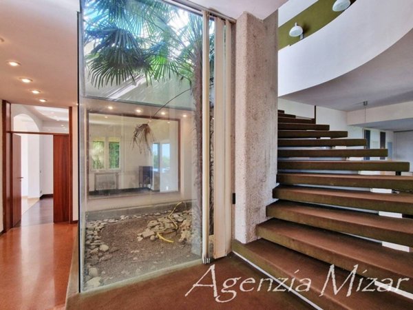 casa indipendente in vendita ad Imola in zona Centro Storico