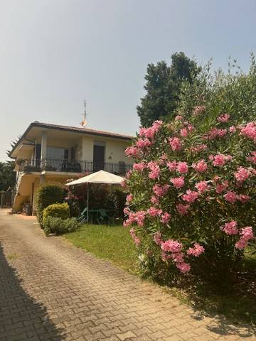 casa indipendente in vendita ad Imola in zona San Prospero