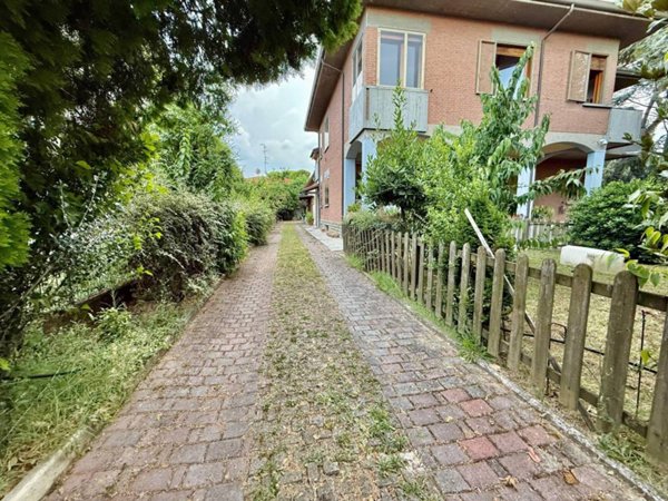 casa indipendente in vendita ad Imola in zona Càsola Canina