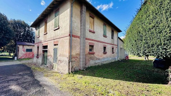 casa indipendente in vendita ad Imola in zona Sasso Morelli