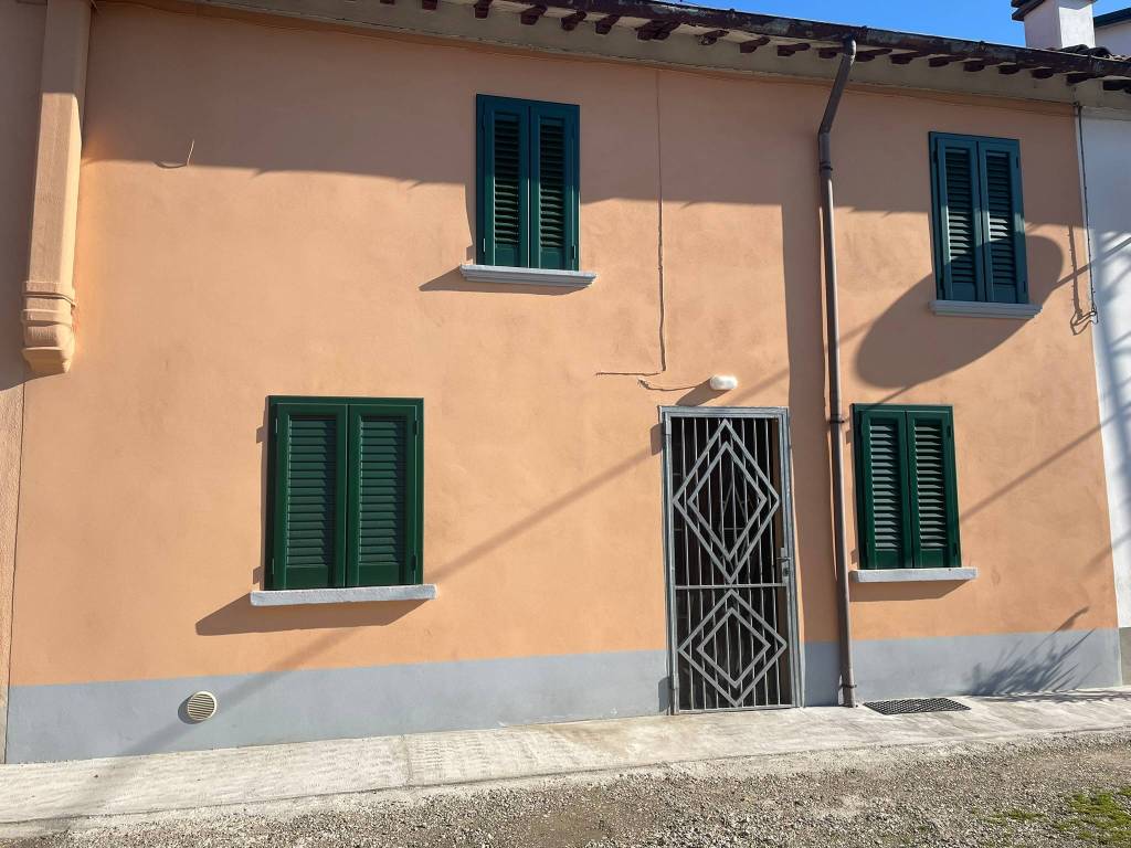 casa indipendente in vendita ad Imola in zona San Prospero