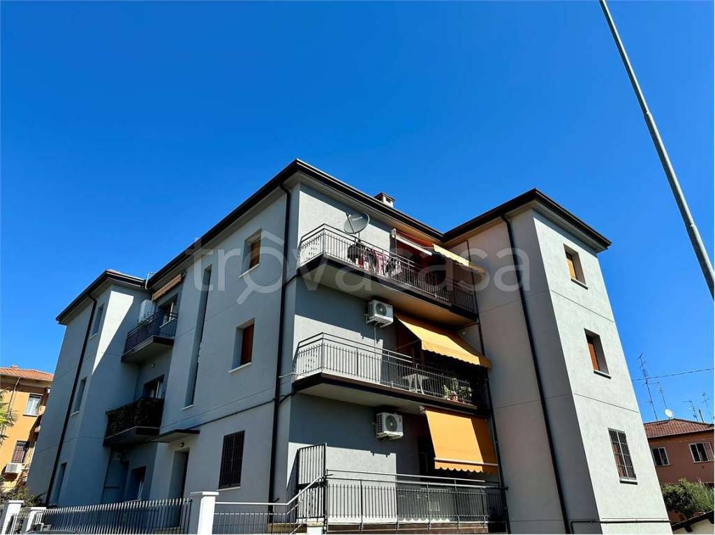 appartamento in vendita ad Imola in zona Pedagna