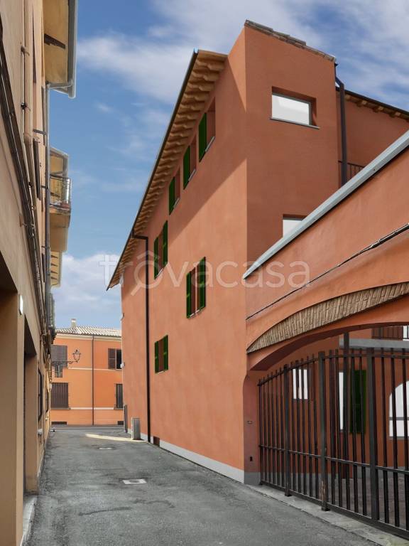 appartamento in vendita ad Imola in zona Centro Storico