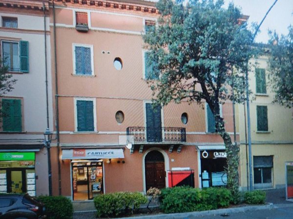 negozio in vendita ad Imola in zona Centro Storico