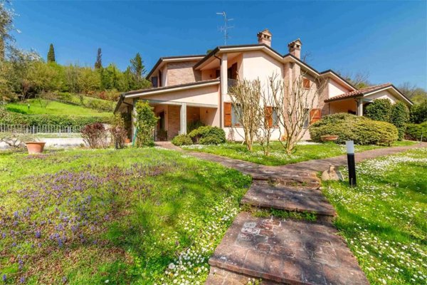casa indipendente in vendita ad Imola in zona Pedagna