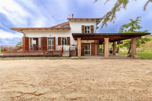 casa indipendente in vendita ad Imola in zona Ponticelli