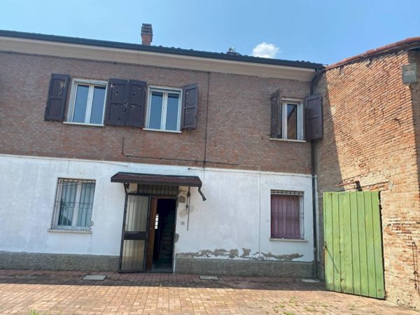 casa indipendente in vendita ad Imola