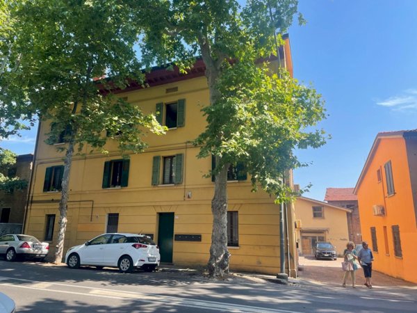 appartamento in vendita ad Imola in zona Centro Storico