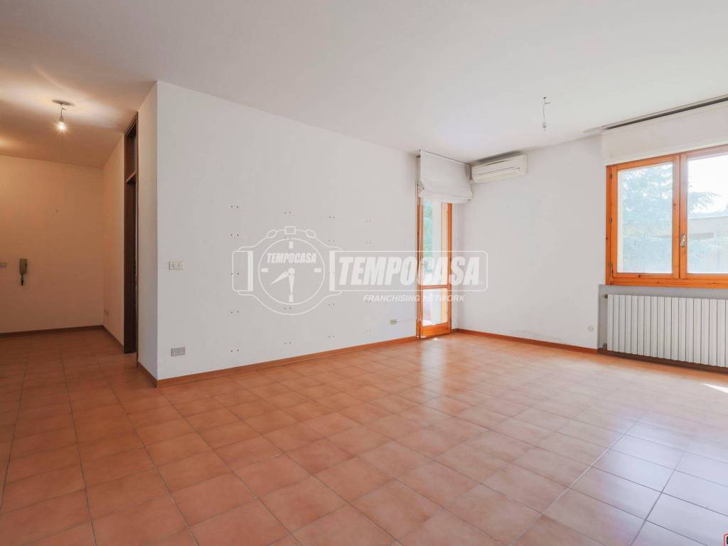appartamento in vendita ad Imola in zona Pedagna