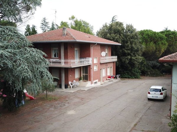 casa indipendente in vendita ad Imola in zona Pedagna