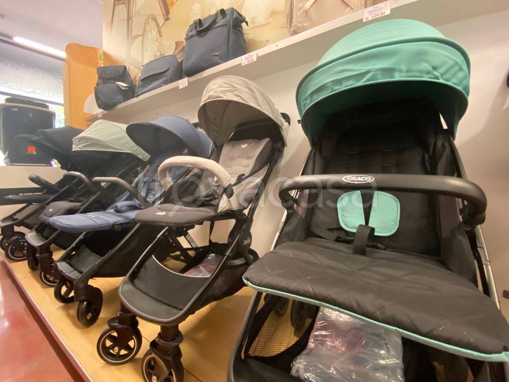 negozio in vendita ad Imola