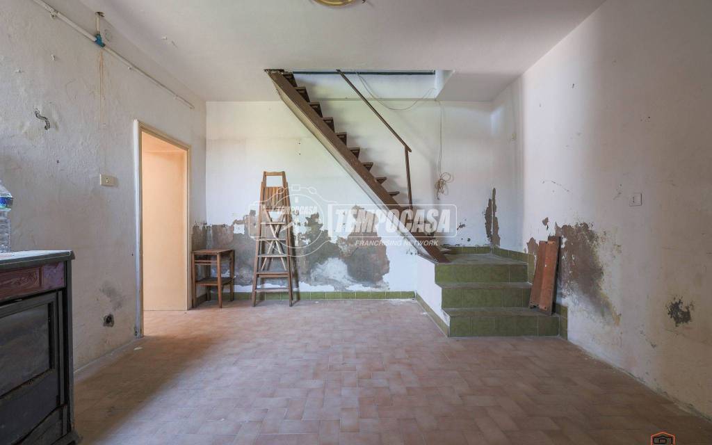 appartamento in vendita ad Imola in zona Càsola Canina