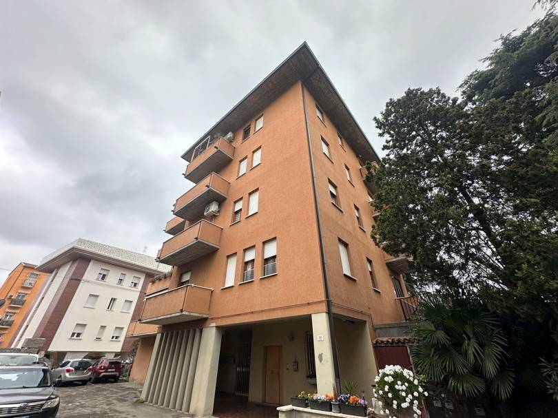 appartamento in vendita ad Imola in zona Centro Storico