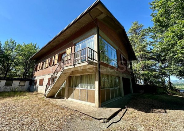 casa indipendente in vendita ad Imola