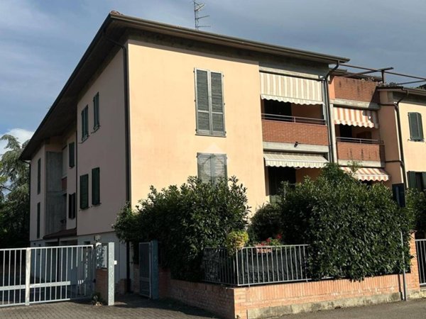 appartamento in vendita ad Imola in zona Area Industriale