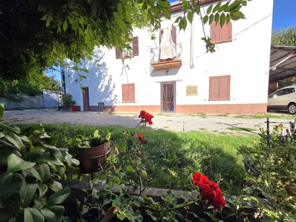 appartamento in vendita ad Imola in zona Sesto Imolese