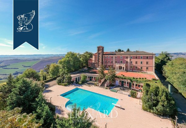 casale in vendita ad Imola