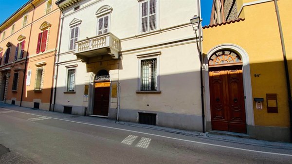 trivano in vendita ad Imola in zona Centro Storico