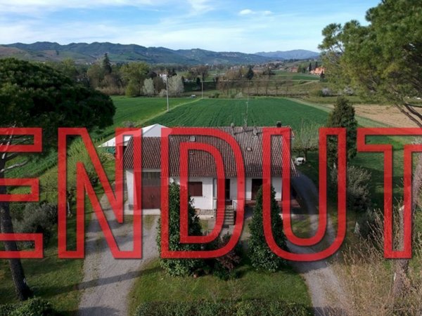 casa indipendente in vendita ad Imola in zona Ponticelli