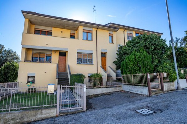 appartamento in vendita ad Imola in zona Ponticelli