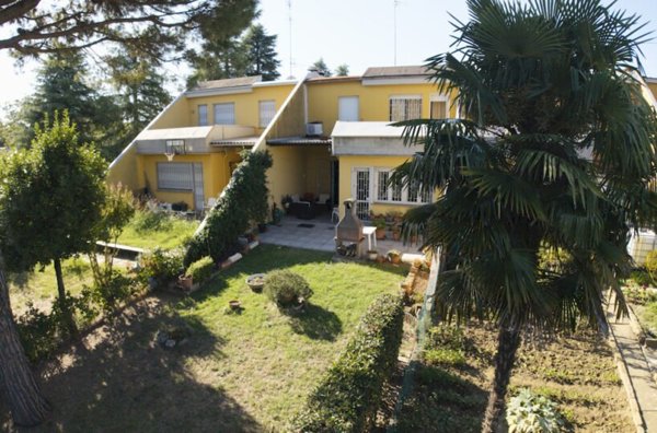 casa indipendente in vendita ad Imola
