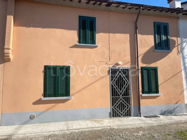 casa indipendente in vendita ad Imola