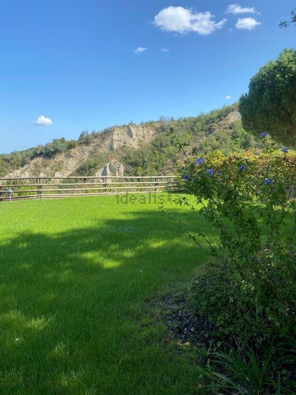 casa indipendente in vendita ad Imola