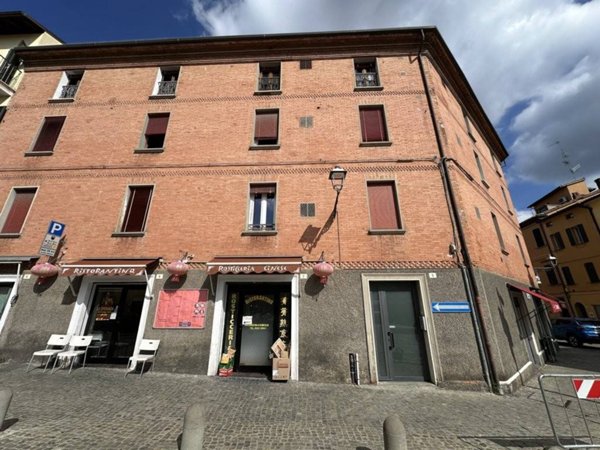 appartamento in vendita ad Imola in zona Centro Storico