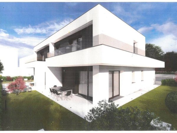 casa indipendente in vendita ad Imola in zona Centro Storico