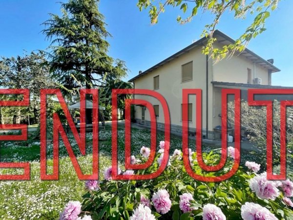 casa indipendente in vendita ad Imola in zona Fabbrica