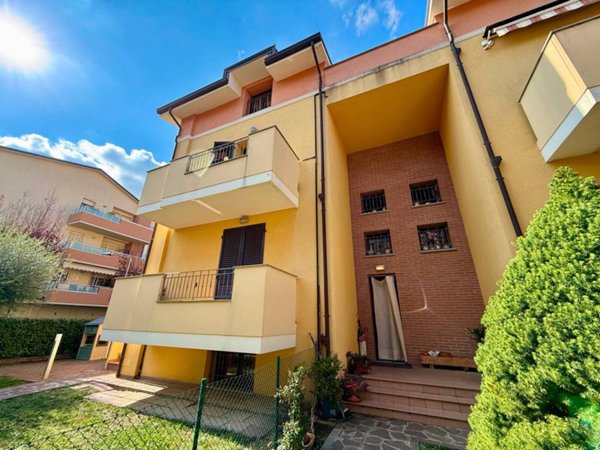 appartamento in vendita ad Imola in zona Pedagna