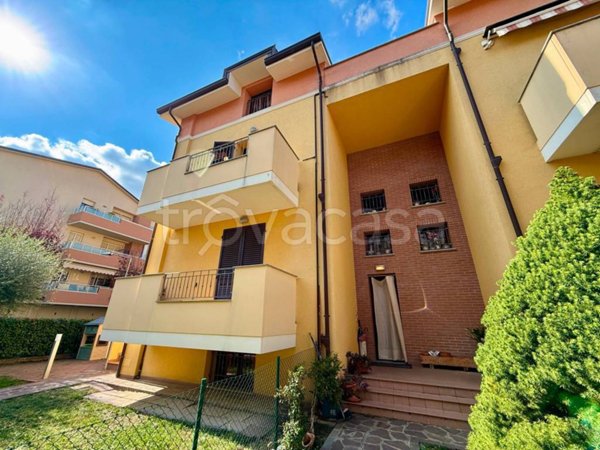 appartamento in vendita ad Imola in zona Pedagna