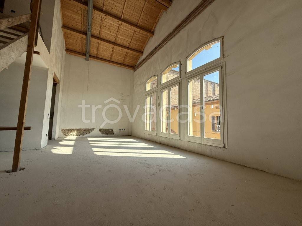 appartamento in vendita ad Imola in zona Centro Storico