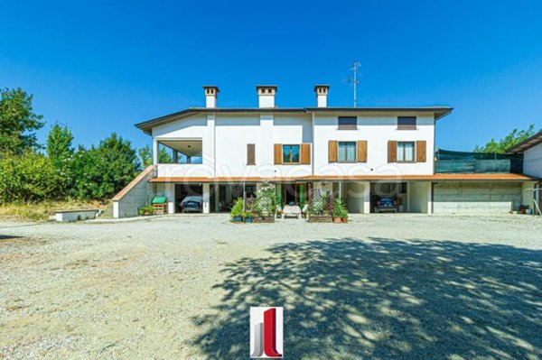 casa indipendente in vendita ad Imola