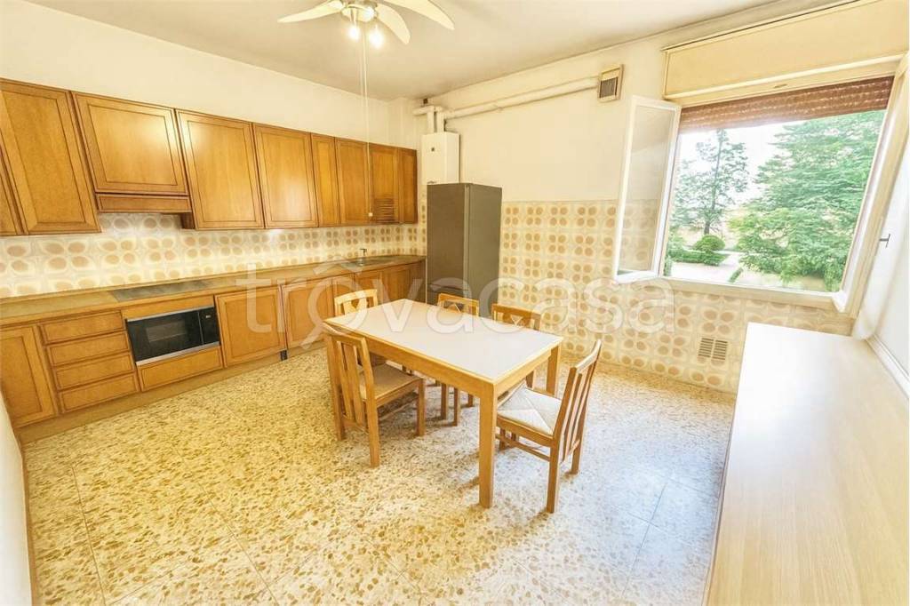 appartamento in vendita ad Imola in zona Centro Storico