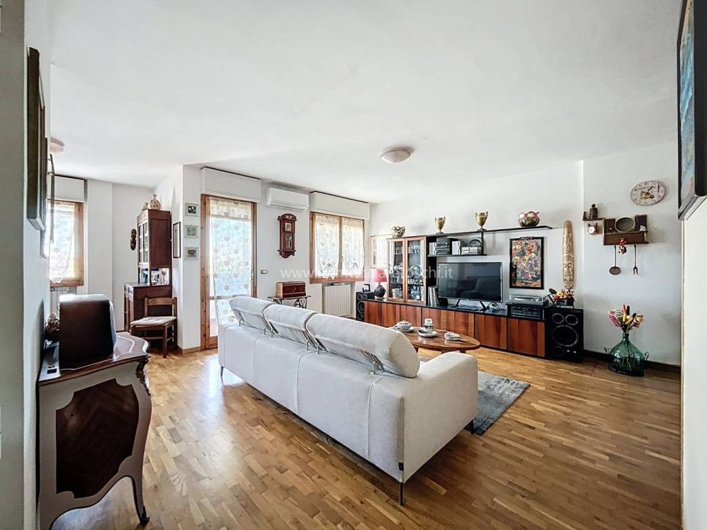 appartamento in vendita ad Imola in zona Pedagna