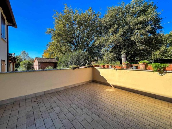 appartamento in vendita ad Imola in zona Ponticelli