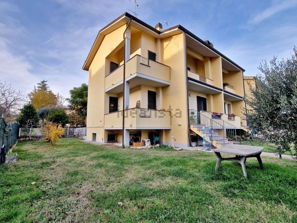casa indipendente in vendita ad Imola in zona Pedagna