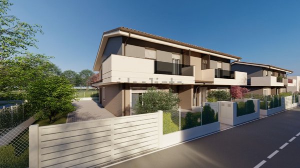 casa indipendente in vendita ad Imola