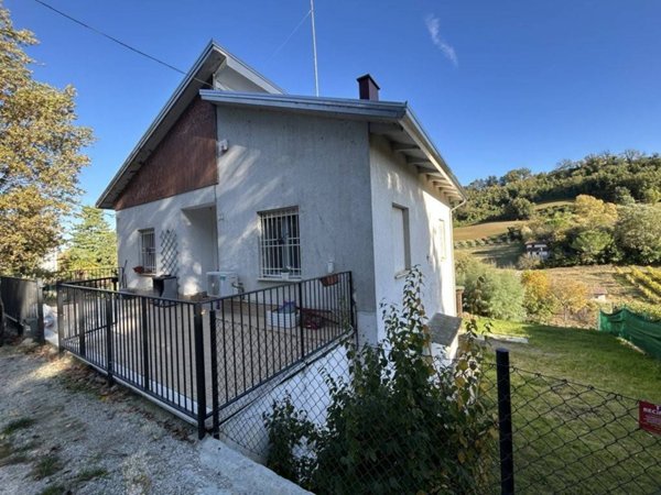 casa indipendente in vendita ad Imola