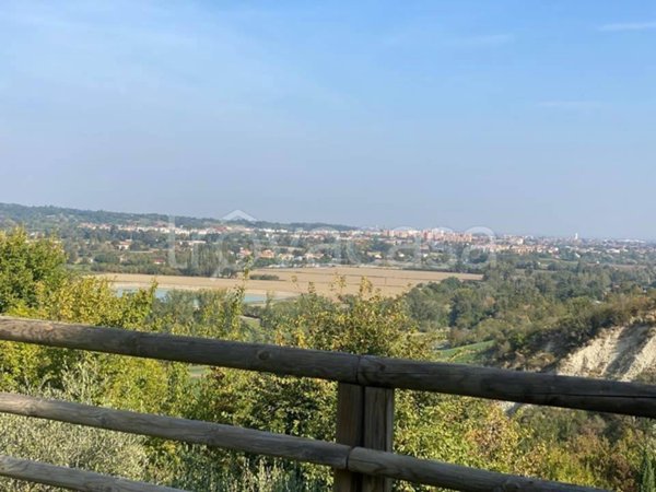 casa indipendente in vendita ad Imola