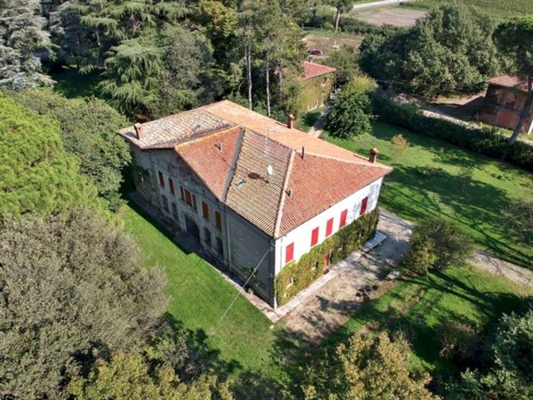 casa indipendente in vendita ad Imola in zona Piratello