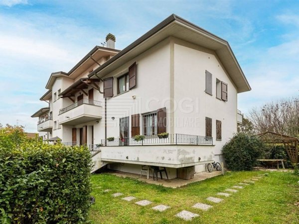 casa indipendente in vendita ad Imola in zona Ponticelli