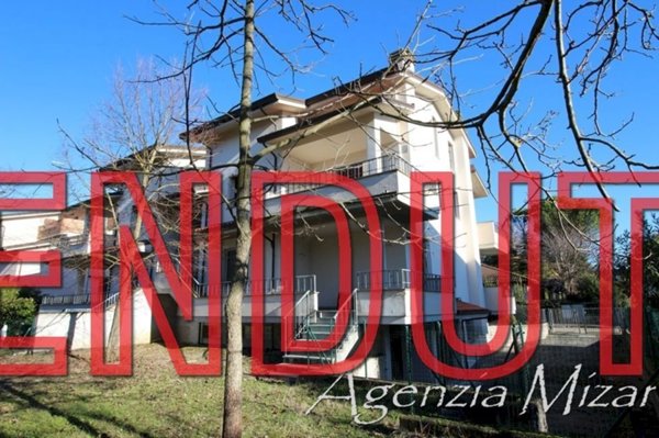 intera palazzina in vendita ad Imola