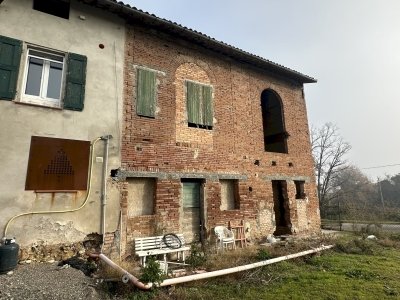 casa semindipendente in vendita ad Imola
