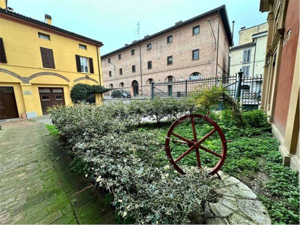 appartamento in vendita ad Imola in zona Centro Storico