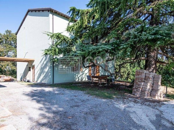 casa indipendente in vendita ad Imola